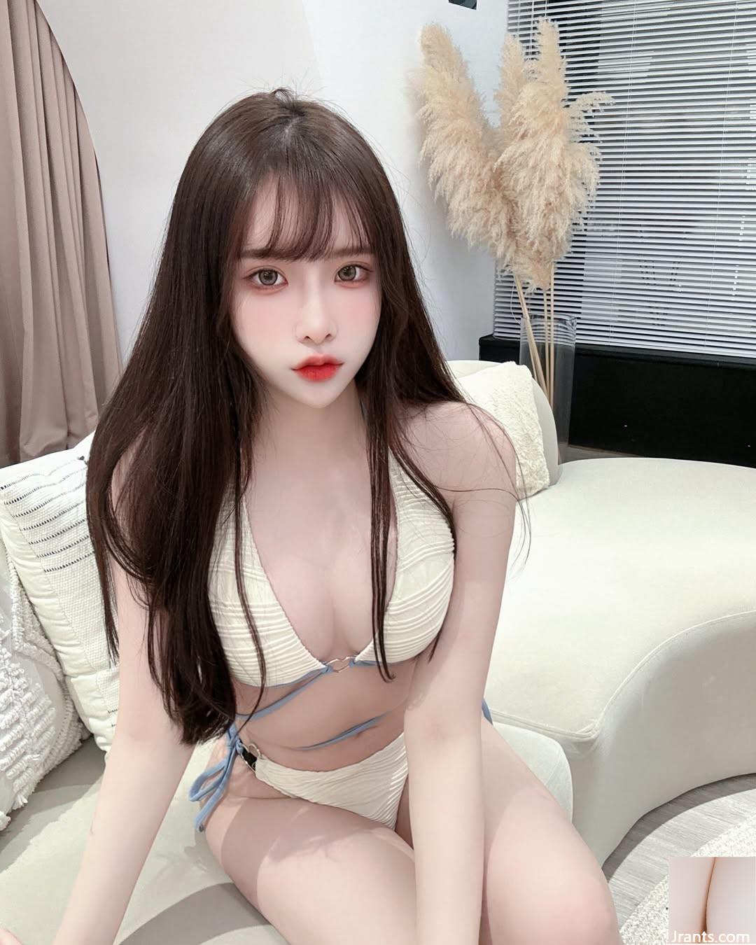 Ngoại hình quyến rũ và thân hình nóng bỏng của “Su Yun Jun” quá bắt mắt (10P)