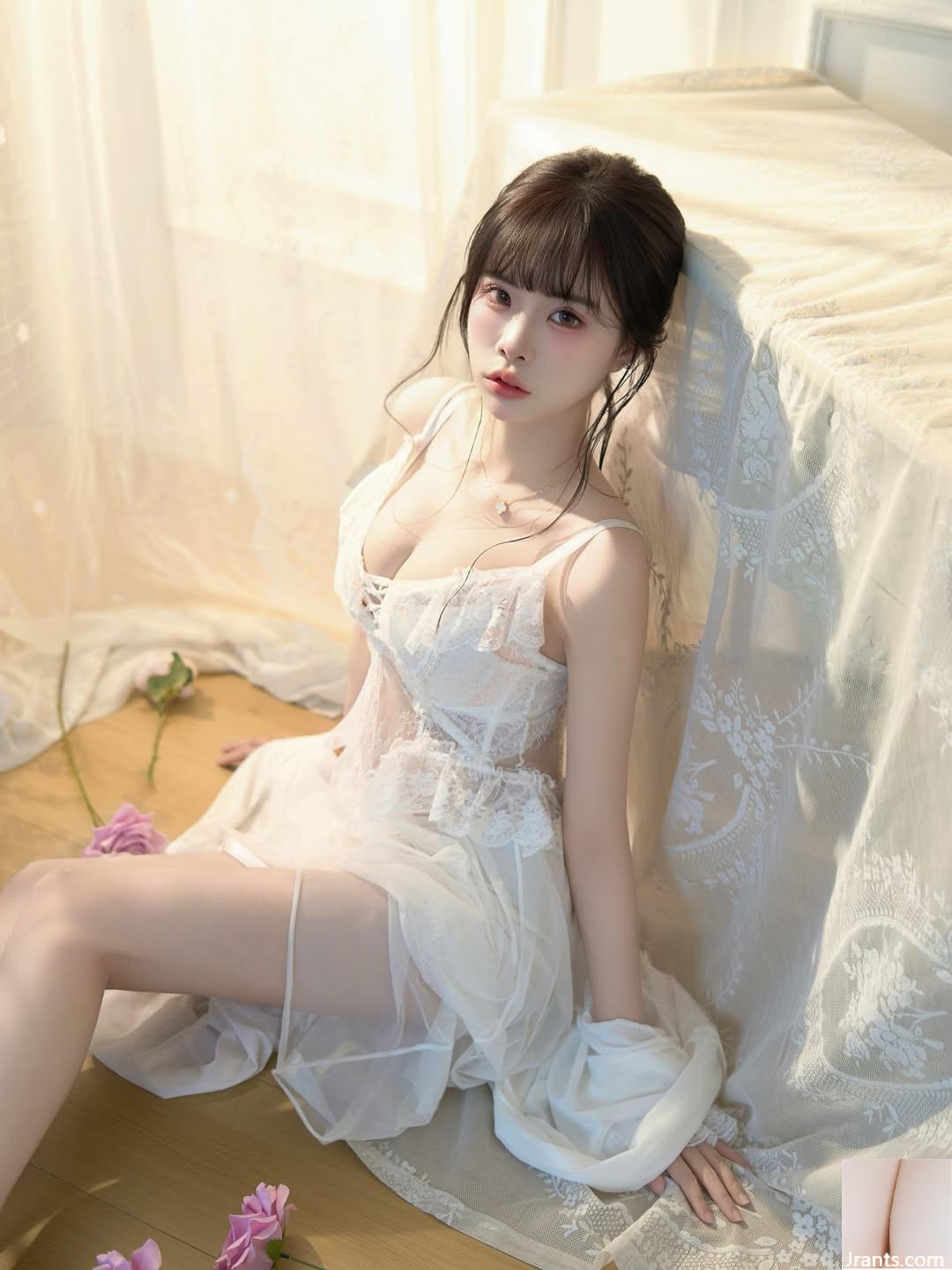 Ngoại hình quyến rũ và thân hình nóng bỏng của “Su Yun Jun” quá bắt mắt (10P) - Ảnh 2