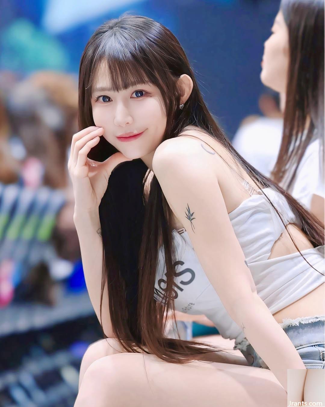 Nữ thần vú xinh đẹp “Zi Zi” đầy sự đầy đặn và đầy điện đáng kinh ngạc (10p) - Ảnh 6