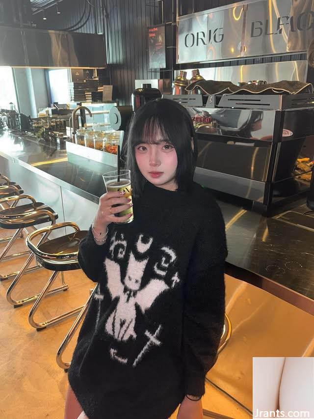 Sexy Stunner “Ice Blueberry Jelly” đầy quyến rũ (10p) - Ảnh 7