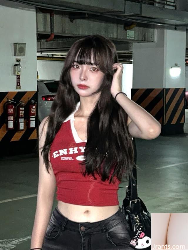 “Julia.417” Nụ cười ngọt ngào khiến mọi người mất linh hồn (10p) - Ảnh 3