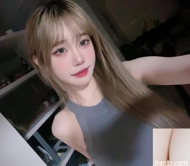 “Zhiyun” Hidden tròn và bộ ngực đẹp (10p) - Ảnh 10