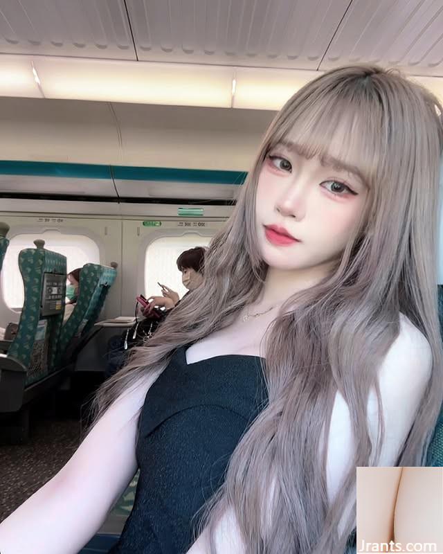 “Zhiyun” Hidden tròn và bộ ngực đẹp (10p) - Ảnh 4