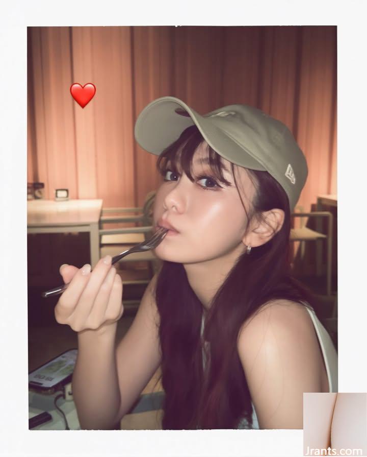 Vẻ ngoài ngọt ngào của “Ruotong” ẩn giấu thân hình quyến rũ (10P) - Ảnh 4