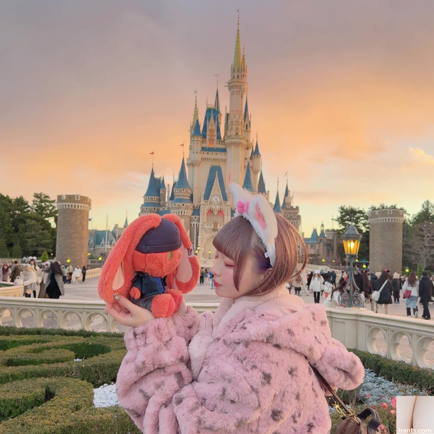 “Amway Cat” nụ cười ngọt ngào khiến mọi người mất linh hồn (10p) - Ảnh 10