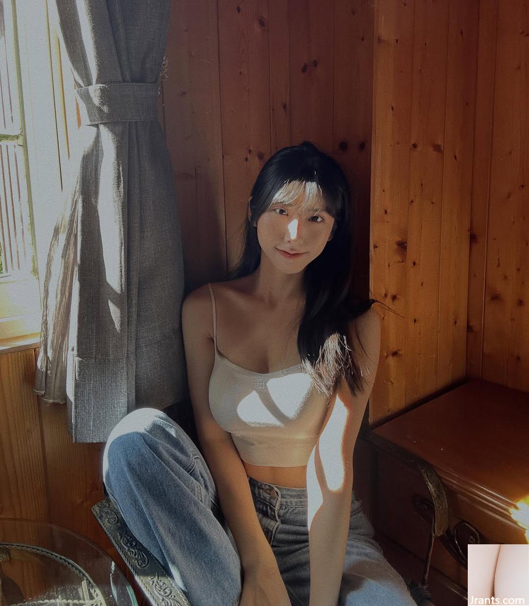 Đường cong đầy đặn không thể bỏ qua của “Wang Yuxin” thật hấp dẫn (10P) - Ảnh 5