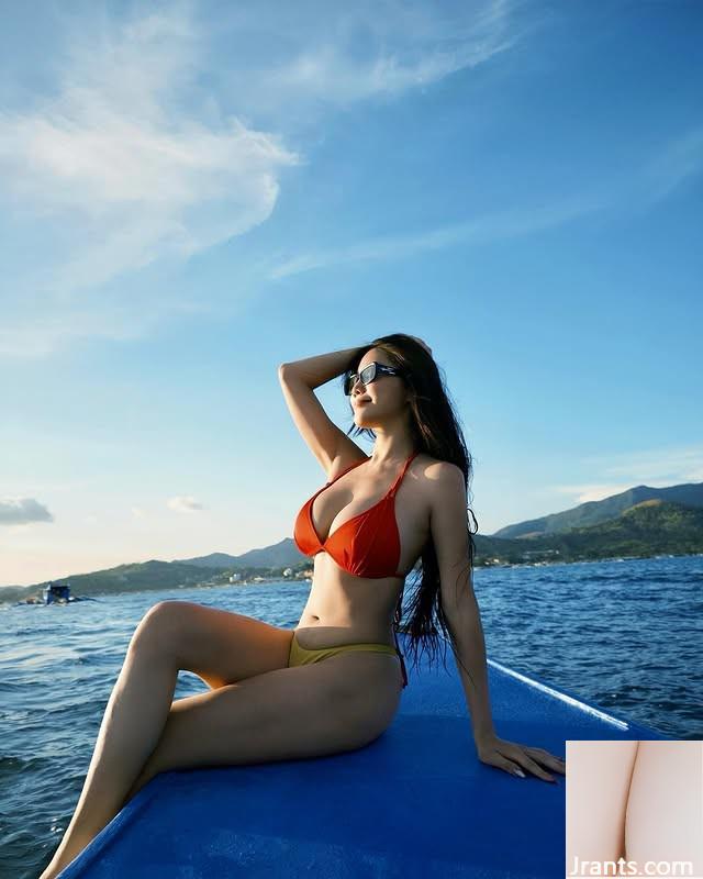 Cô gái chân dài “Chris Ziting” đẹp đến nỗi nó không khoa học (10p) - Ảnh 2