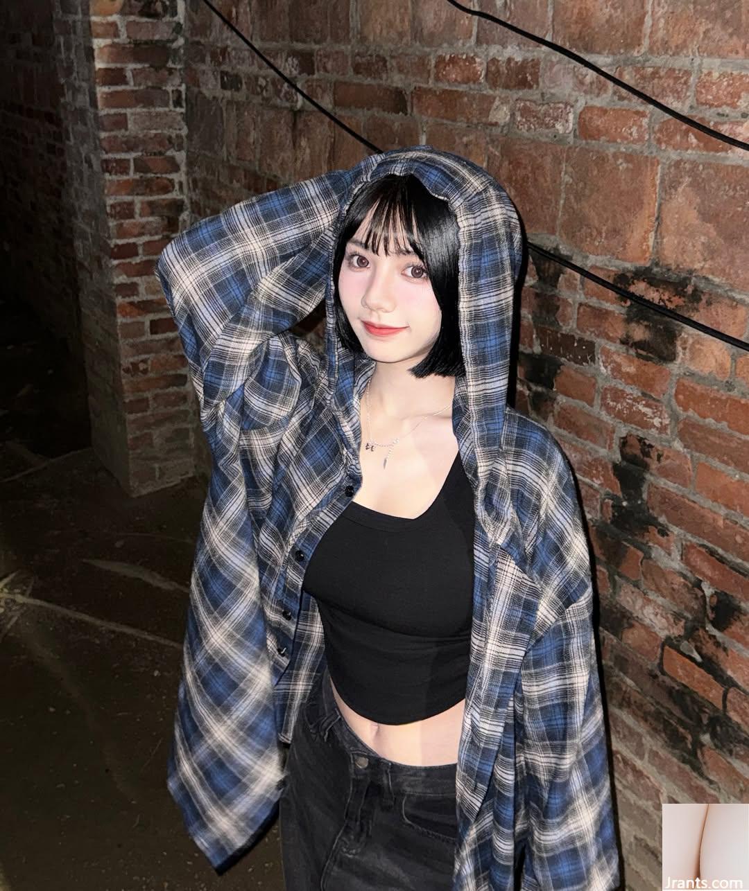 “Xiao Ruo” có dáng người mảnh khảnh nhưng lại có dáng chuẩn … Hương trầm hương nồng nàn (10P) - Ảnh 8