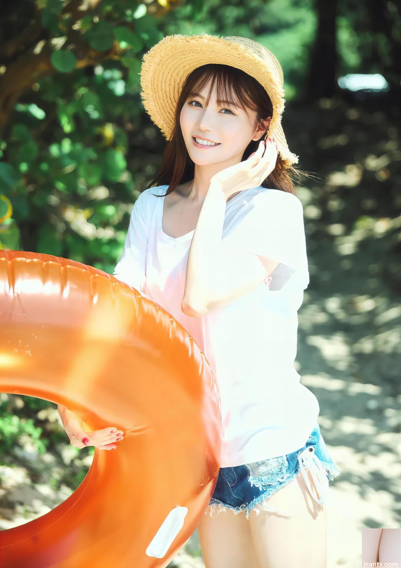 (Luoshan Hazel) Khuôn mặt ngọt ngào khiến mọi người muốn yêu và chinh phục trái tim bạn (32p) - Ảnh 2