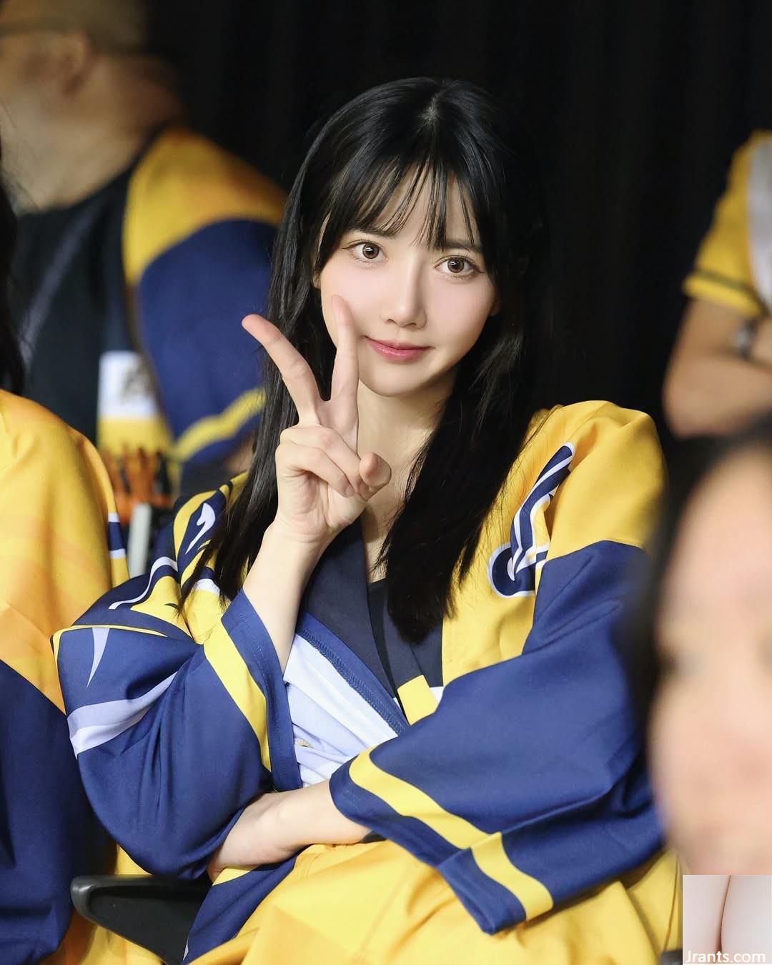 “Yi Chen” có nụ cười ngọt ngào với sức mạnh áp đảo và đường nét khuôn mặt quyến rũ khiến bạn mất hồn (10P) - Ảnh 4