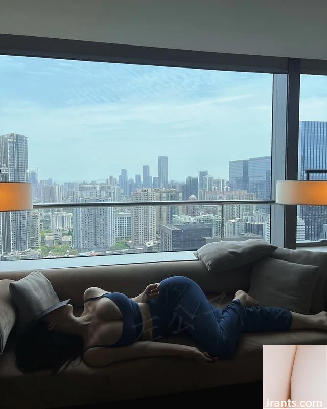 Mô hình thời trang “Zuo Gongzi” có một con số tàn bạo (10p) - Ảnh 3