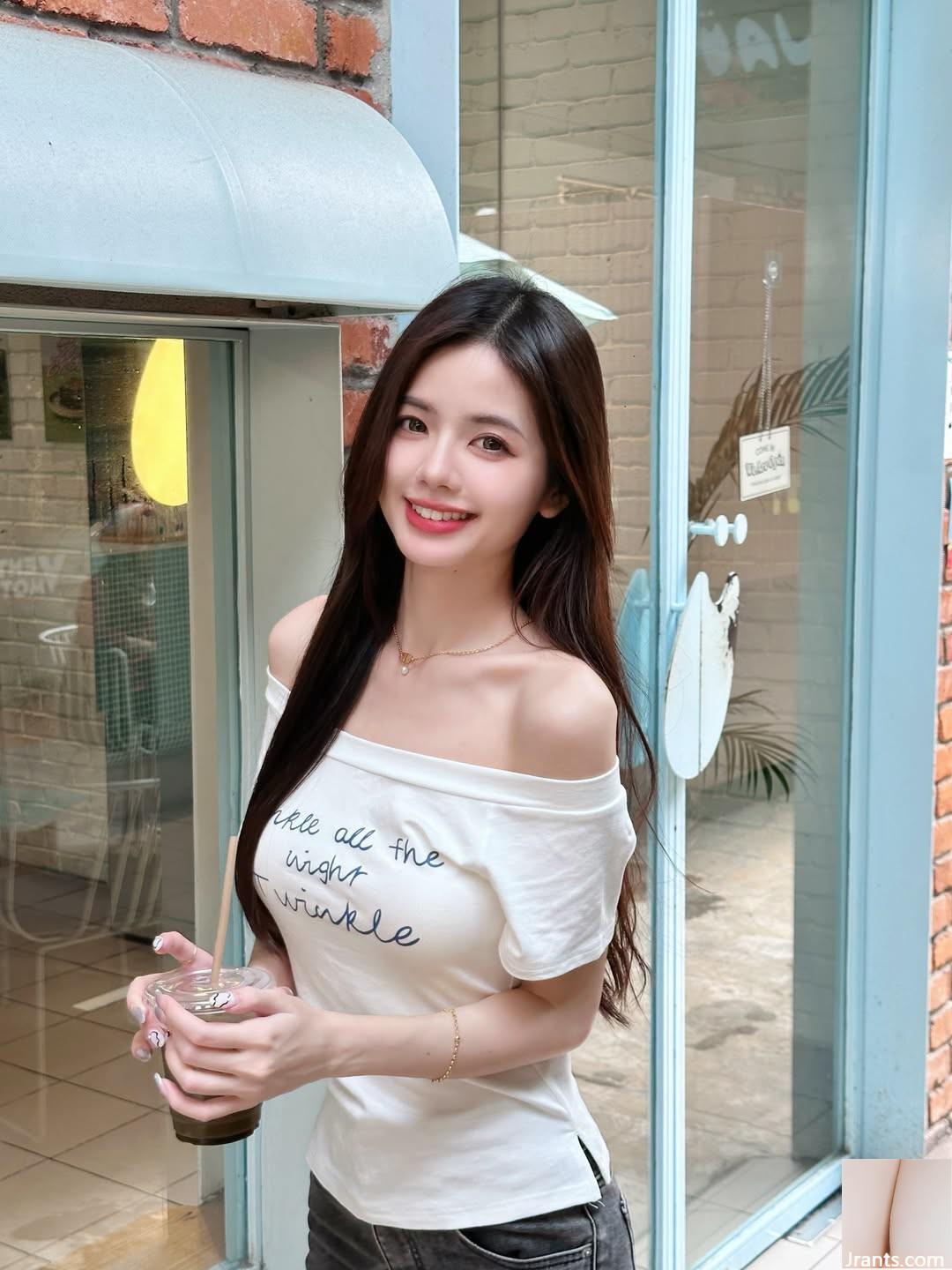 “Jin WenJing Wen” có khuôn mặt nhỏ nhắn, thanh tú và hoàn hảo, bộ ảnh nóng bỏng quá hôi (10P) - Ảnh 3