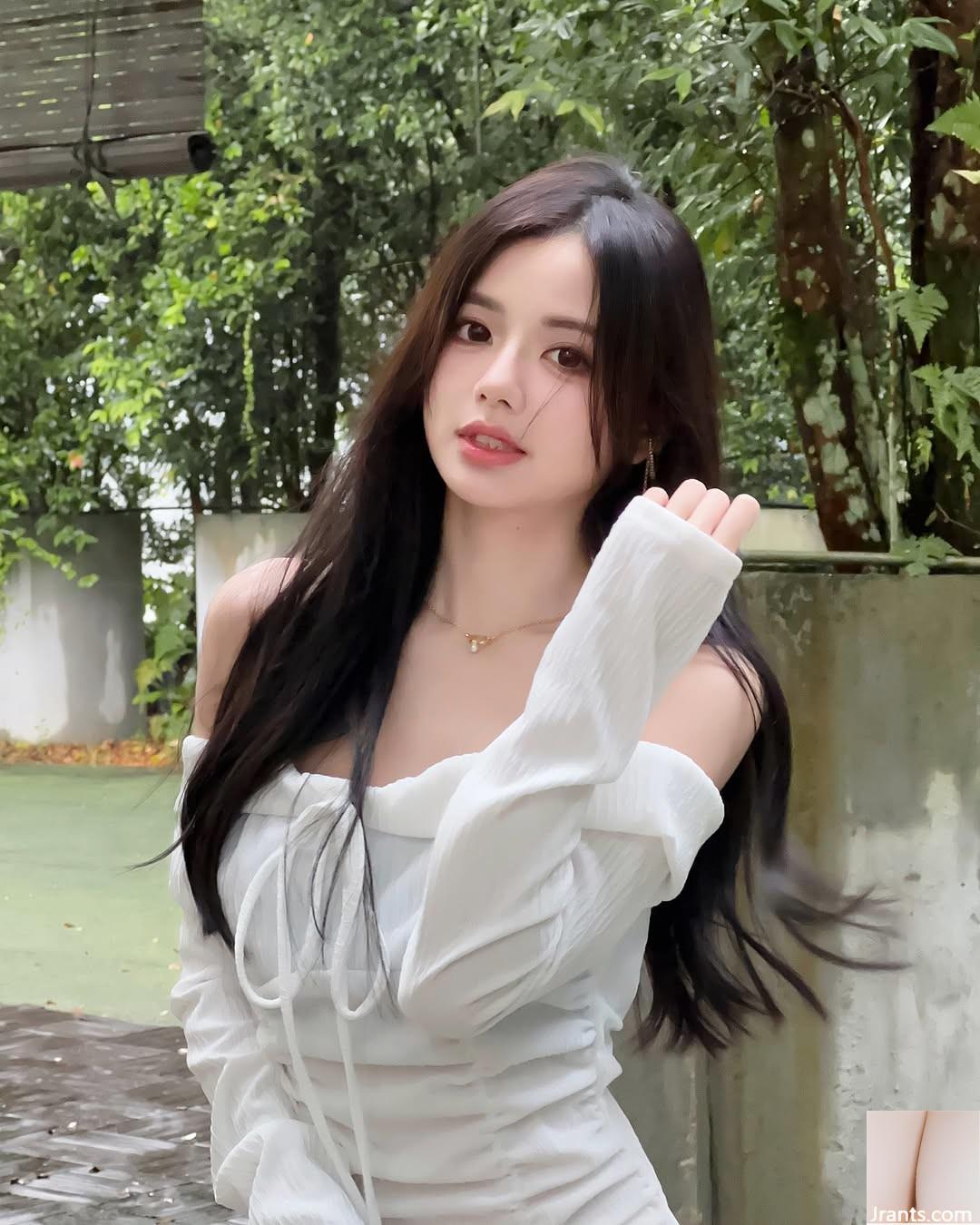 “Jin WenJing Wen” có khuôn mặt nhỏ nhắn, thanh tú và hoàn hảo, bộ ảnh nóng bỏng quá hôi (10P) - Ảnh 7