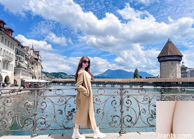 Devil Little Devil “Katie Xuan” có hình dạng vú đầy đặn rất bắt mắt (10p) - Ảnh 7