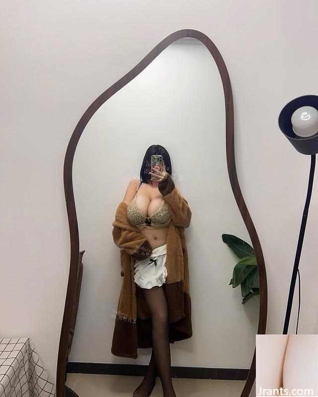 Cô gái ngọt ngào “Xiao XI” có làn da siêu trắng và mềm mại, phù hợp với mắt (10p) - Ảnh 5