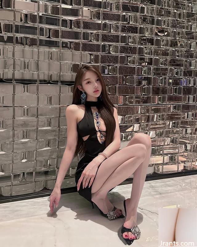 Cao và thon “Lu Tianyi” rất nóng (10p)