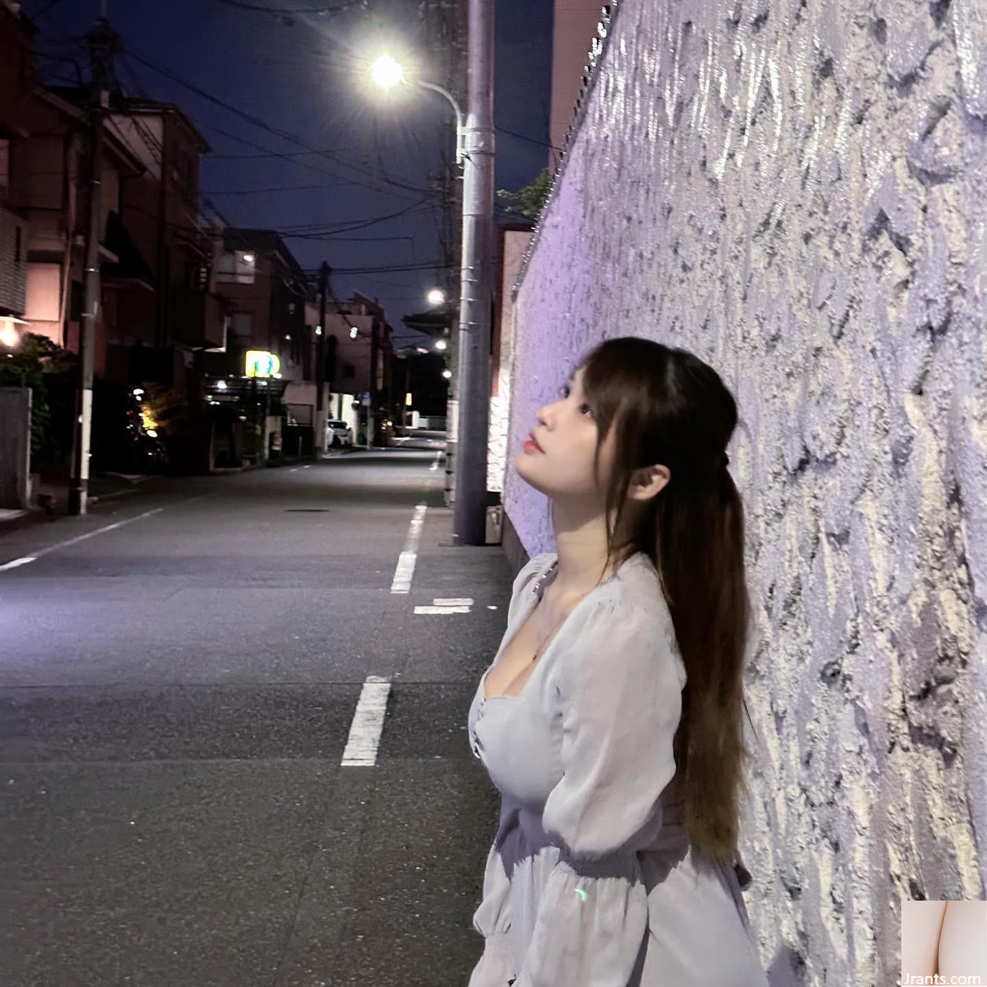 Vẻ đẹp ngực lớn “Niu Niu Girl” Super Giant Half Ball Sturdy Top (10p) - Ảnh 3