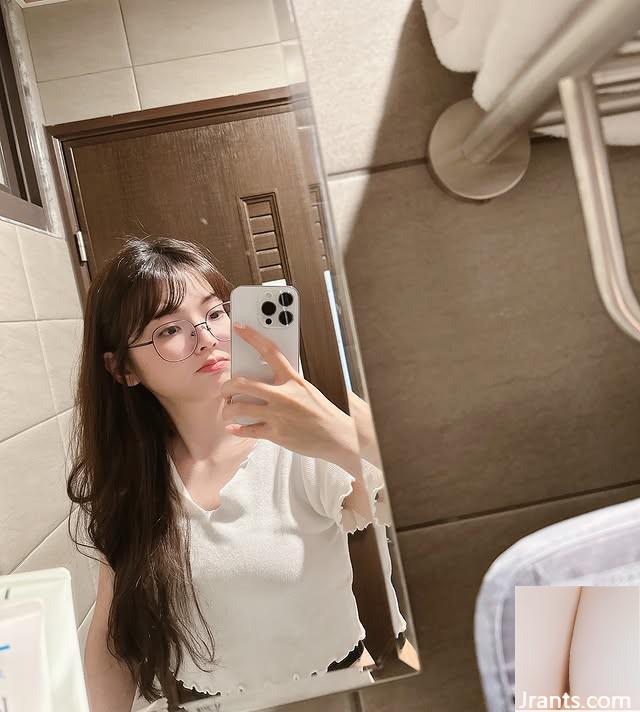 Đôi chân công bằng và xinh đẹp “vịt” đủ hấp dẫn (10p)