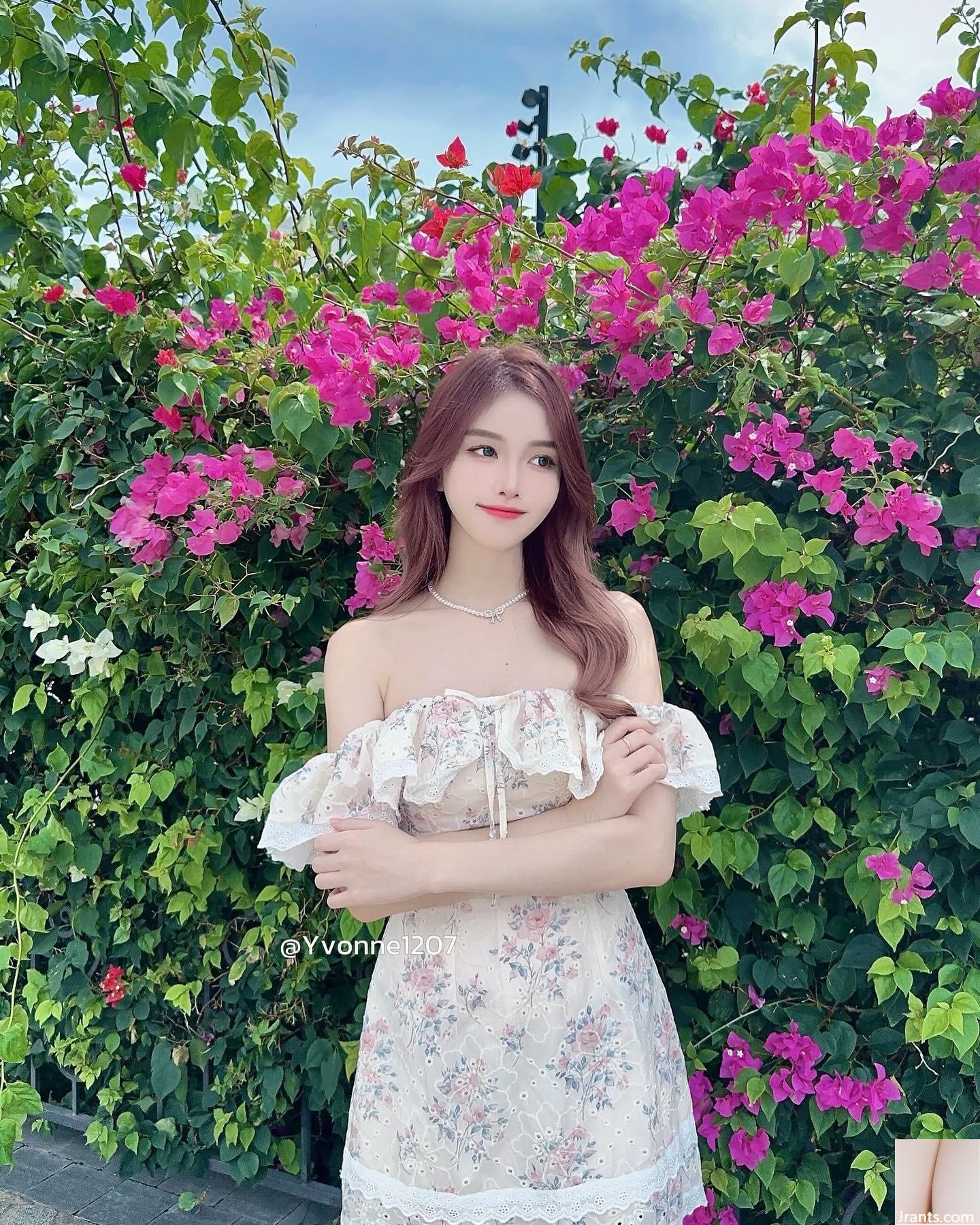 Một bộ trang phục cắt thấp “Yvonne_Keng” trắng như tuyết khiến cho sự cám dỗ của cư dân mạng rất thú vị (10p)