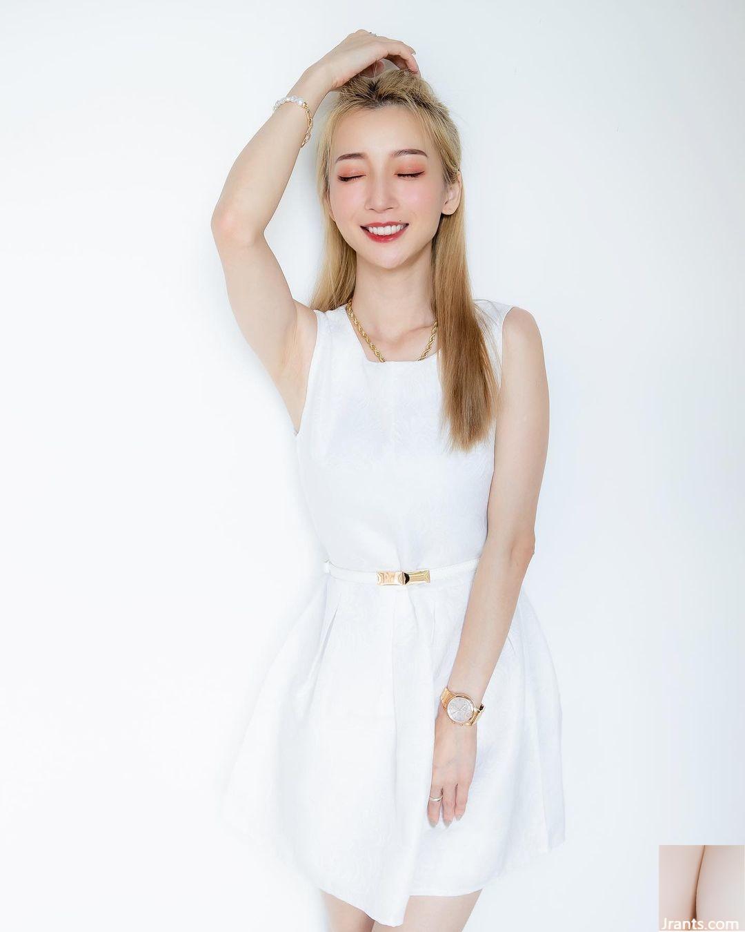 Cơ thể của nàng tiên “Fang Xiaoru” được nâng lên và cơ thể đang đốt cháy mong muốn trong toàn bộ cơ thể bạn (10p) - Ảnh 8