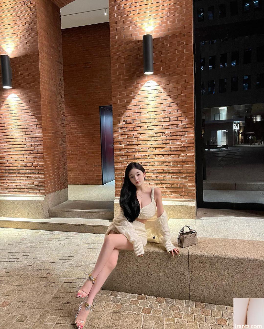 Cô gái siêu cay và ngọt ngào “Qian Hui” có tầm nhìn gây sốc quan điểm xấu xa (10p)