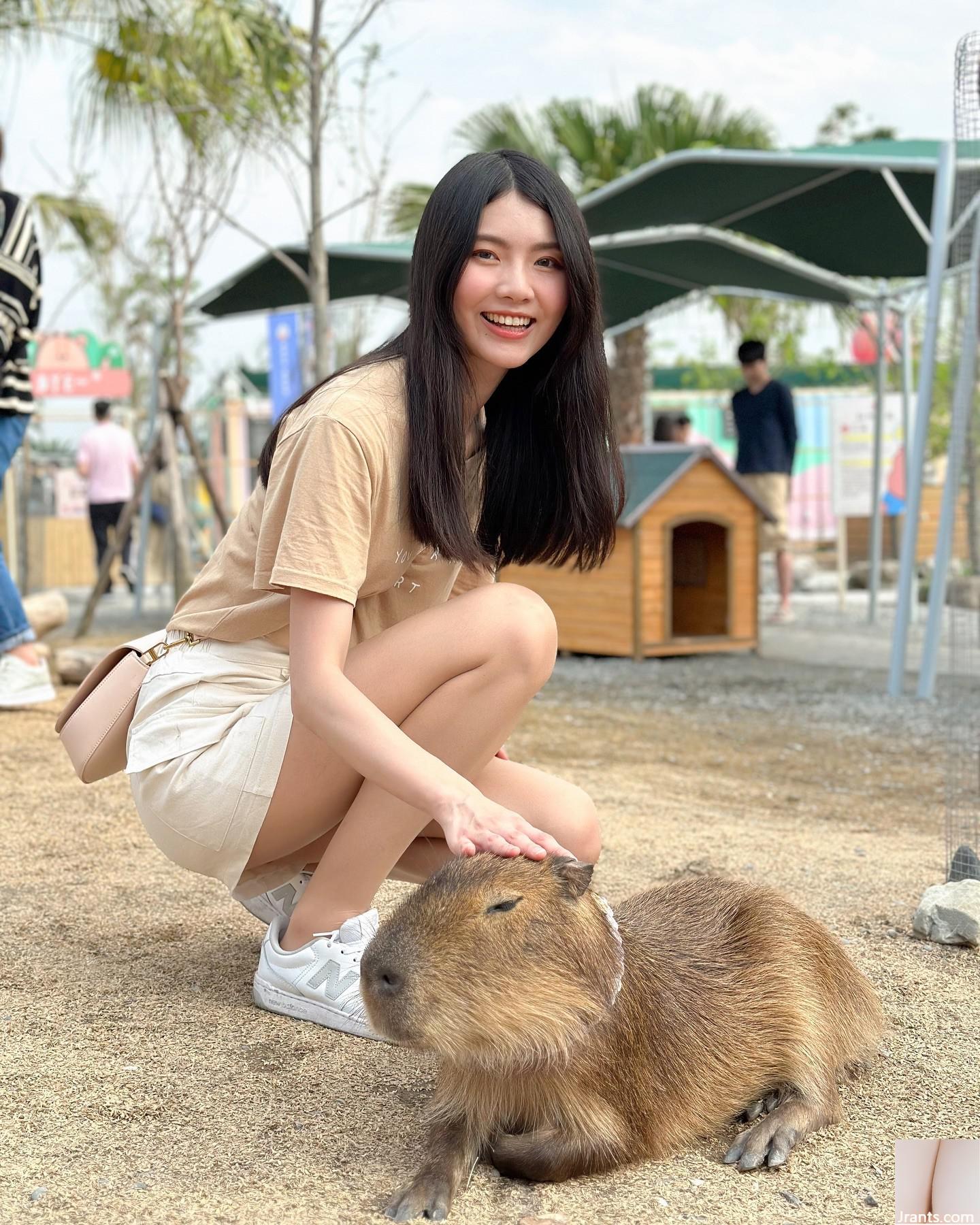 Vòng eo mỏng và ngực “Yvonne Xuanxuan’er” Snow-White và Tender Skin cho thấy sự cám dỗ của những quả bóng đôi (10p) - Ảnh 4