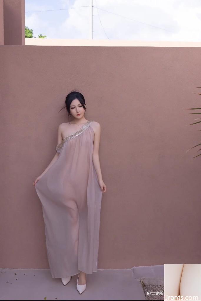 Caviar Fish Strap Boobs Woman (101P) - Ảnh 3