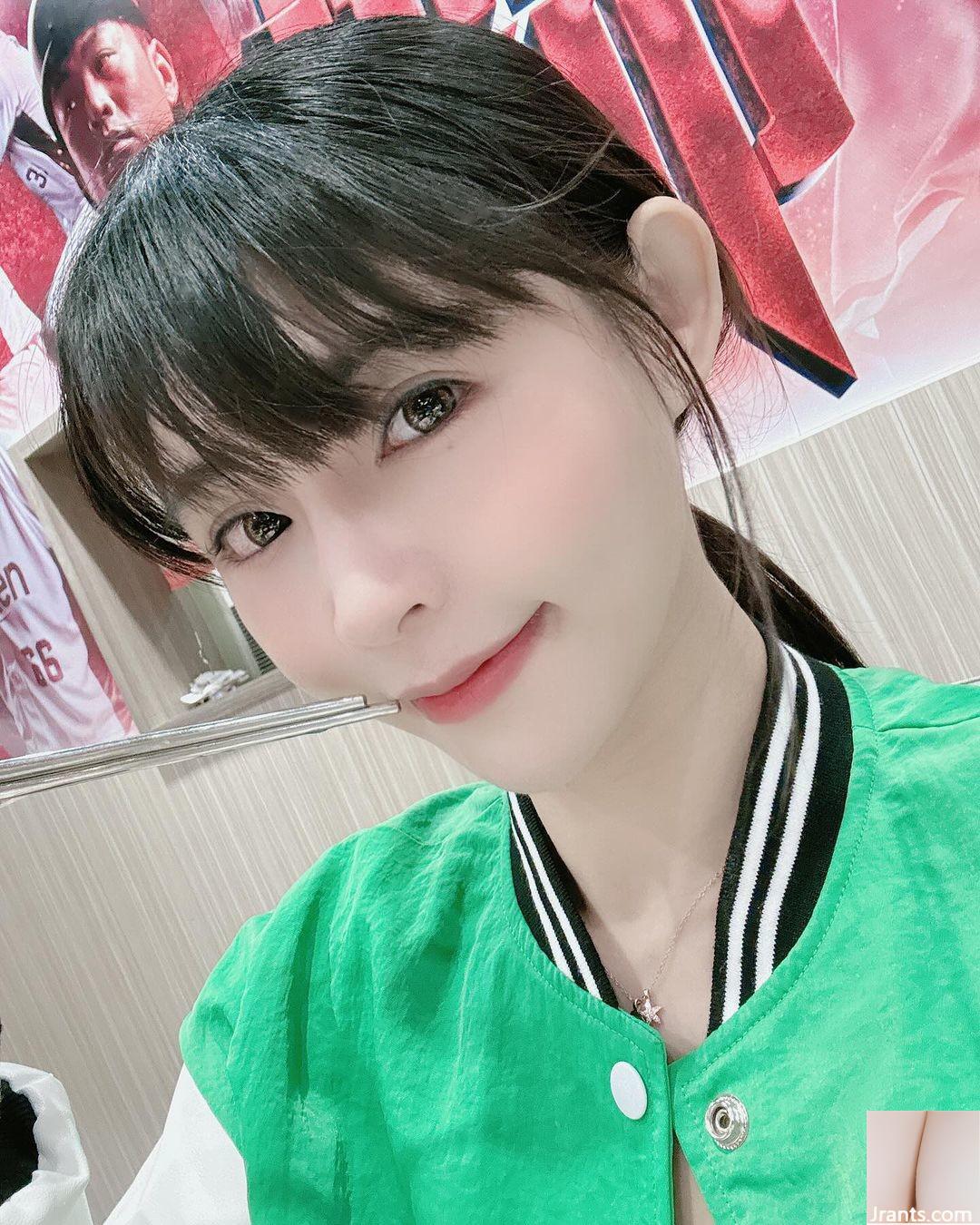 “Lu Xiaoqing” có một vòng eo gợi cảm và một món ăn sexy Eye Ăn kem (10p) - Ảnh 4