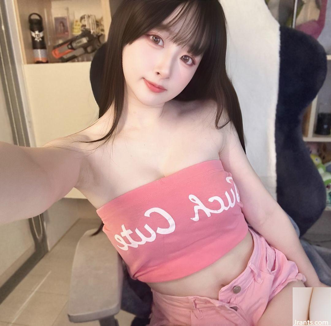 “Vivi” nàng tiên vui tươi đã tràn ra ngực và rất hôi. - Ảnh 4