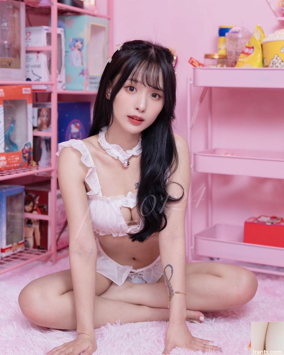 Cô gái xinh đẹp “Full Sugar Bell” có vẻ ngoài ngọt ngào và chất lượng cao. Các đỉnh đôi thật tuyệt vời (10p) - Ảnh 5