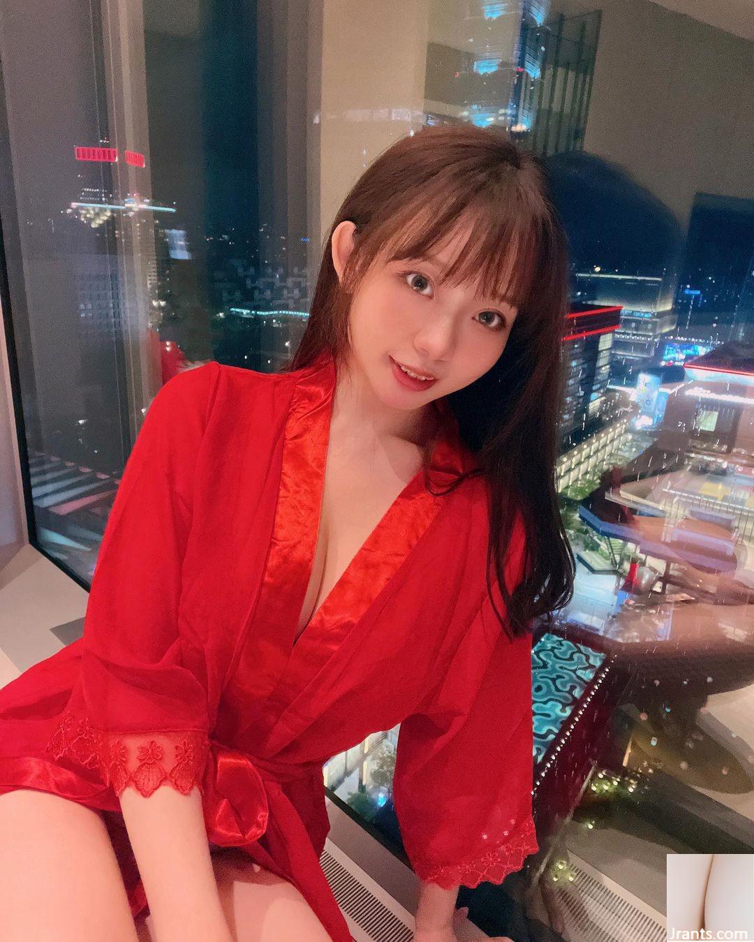 Cô gái ngọt ngào “Zhan Zhuzhu” tự hào và quyến rũ, và khiến mọi người ngay lập tức trong (10p) - Ảnh 4