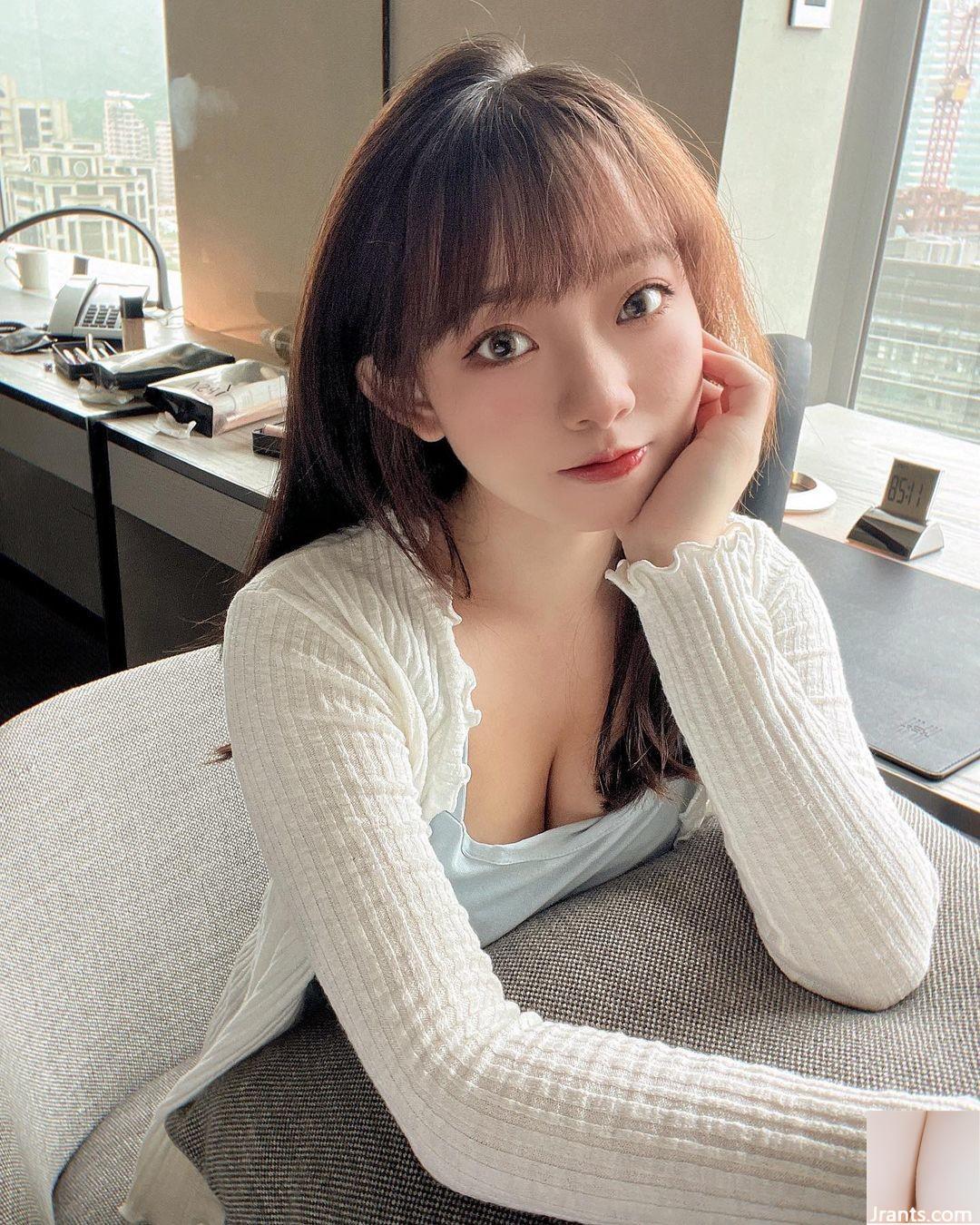 Cô gái ngọt ngào “Zhan Zhuzhu” tự hào và quyến rũ, và khiến mọi người ngay lập tức trong (10p) - Ảnh 5