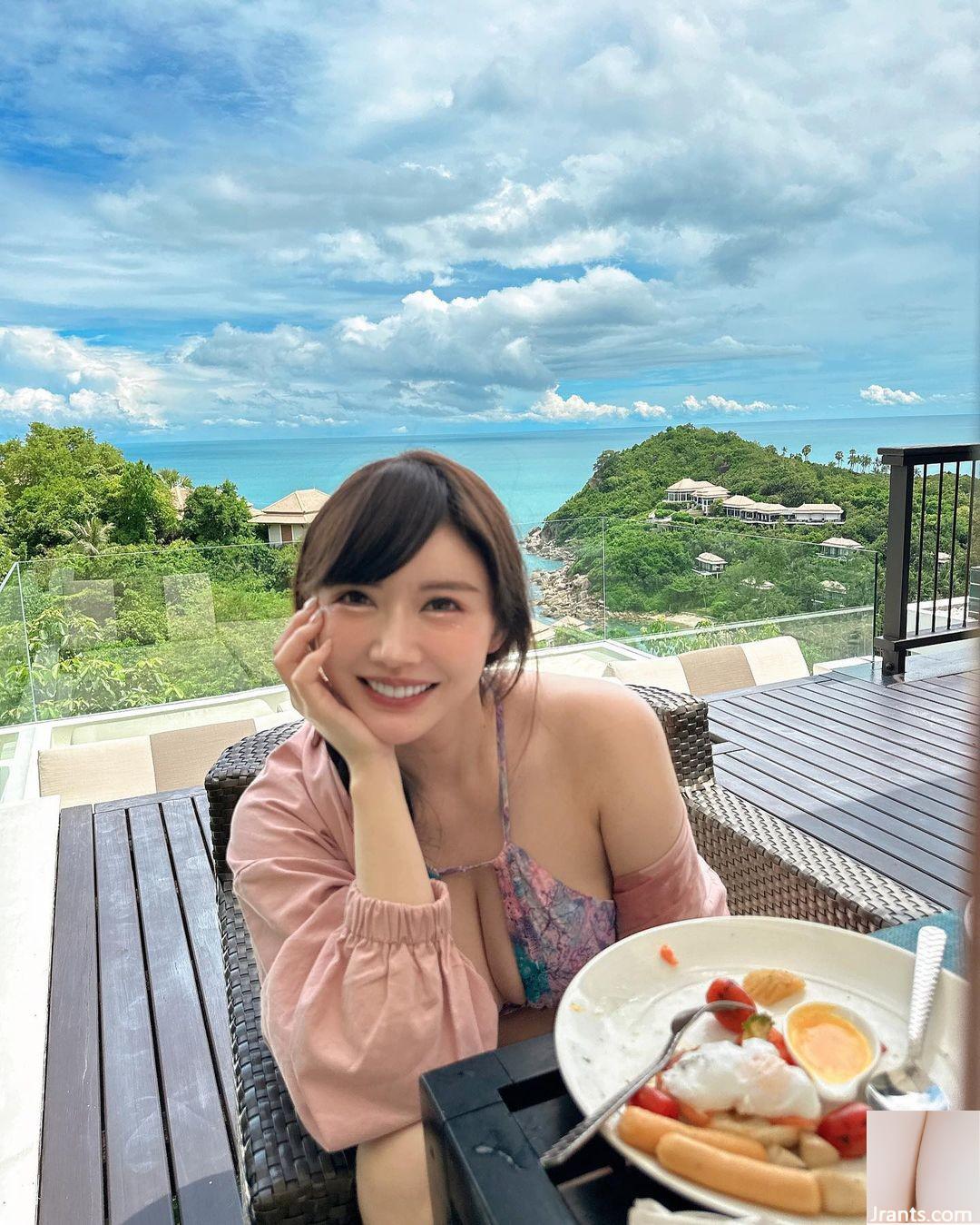 Người phụ nữ xinh đẹp và ngực nhất “Yao Caichen Ines” giới thiệu bộ đồ bơi phải cẩn thận khi bật ra vũ khí (10p) - Ảnh 4