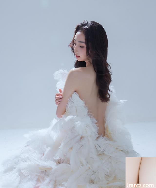 Cô gái mắt to, chân dài “Alena” sử dụng nụ cười đam mê để lây nhiễm cho trái tim của bạn, làn da công bằng và đẹp đẽ, khiến mọi người chảy nước dãi (10p) - Ảnh 8