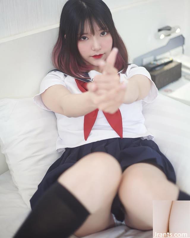 “Juyi” có đôi chân trắng và dịu dàng khiến đôi chân điên rồ! “Đường cong sexy” + dòng nghề nghiệp mạnh mẽ “rất mạnh mẽ (10p) - Ảnh 9