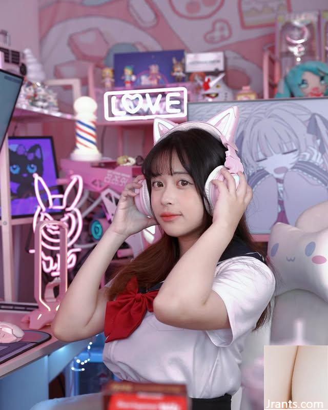 Cô gái ngực lớn có kích thước công bằng “Yannn” có một lượng ngực đáng ngạc nhiên, khiến bộ ngực xinh đẹp của cô không thể chịu đựng được (10p) - Ảnh 6