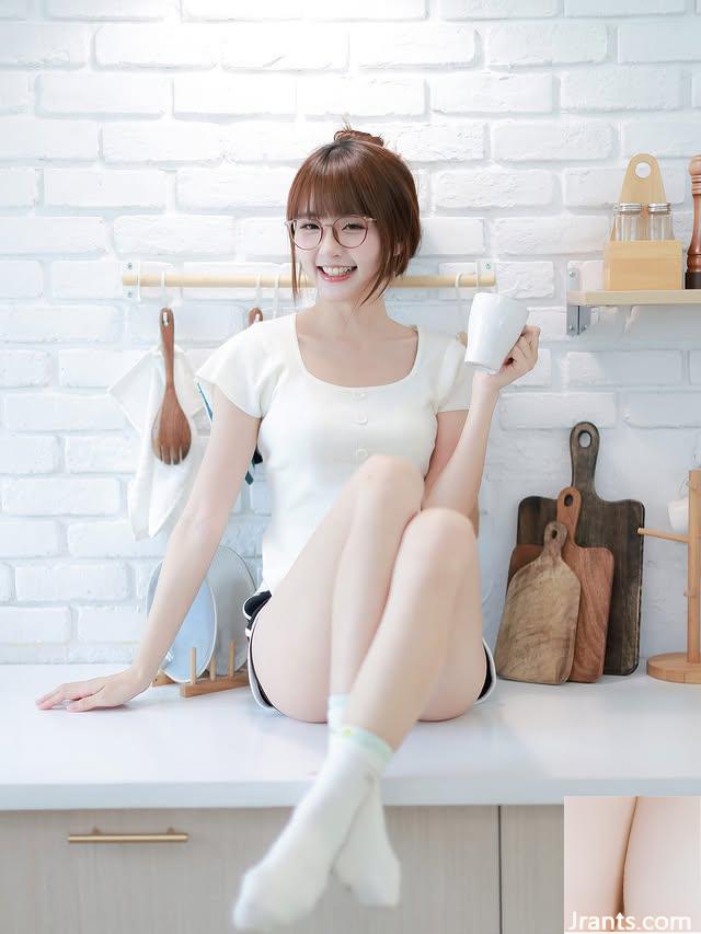 Sexy? (Cổ phiếu của Miang’i Ge’er đầy cám dỗ và trang phục là siêu vừa phải (10p)