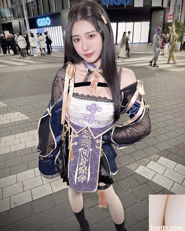 Cô gái trẻ chân dài “Xina” có một nhân vật công bằng và tròn quá đẹp (10p) - Ảnh 2