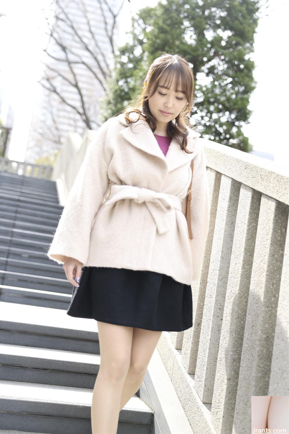 Ai Hasegawa – Một người phụ nữ đã có gia đình, cảm thấy ngột ngạt vì cuộc sống quá bất cẩn của mình và tìm kiếm đàn ông để thay đổi nhịp sống. - Ảnh 6