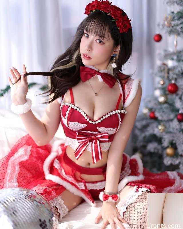 Đài truyền hình trực tiếp tuyệt đẹp “Dada” có vẻ ngoài thuần khiết và một nhân vật nóng bỏng bắt mắt (11p) - Ảnh 9