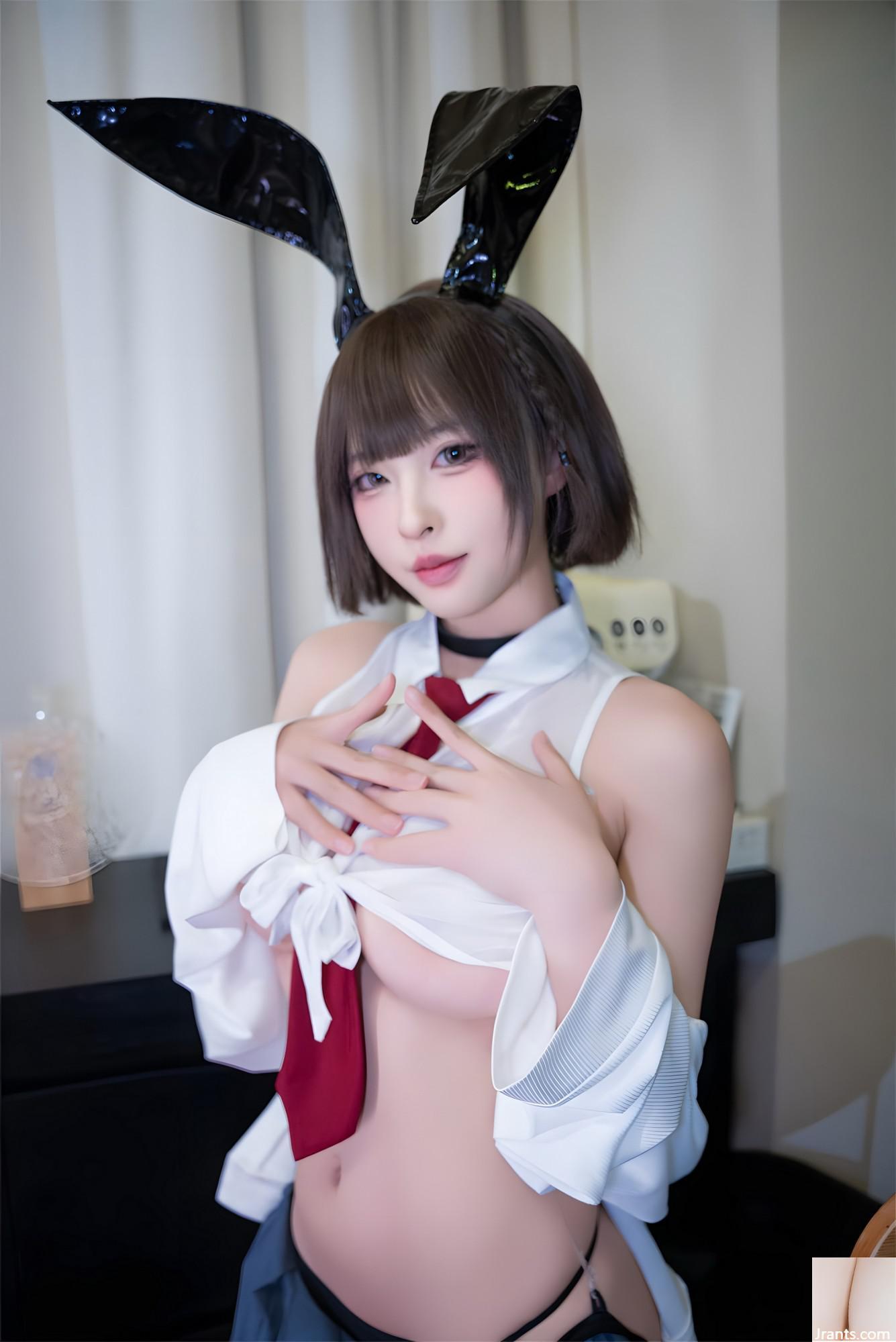 Yuno Shimizu xinh đẹp – Cô gái thỏ có váy ngắn (59p) - Ảnh 11