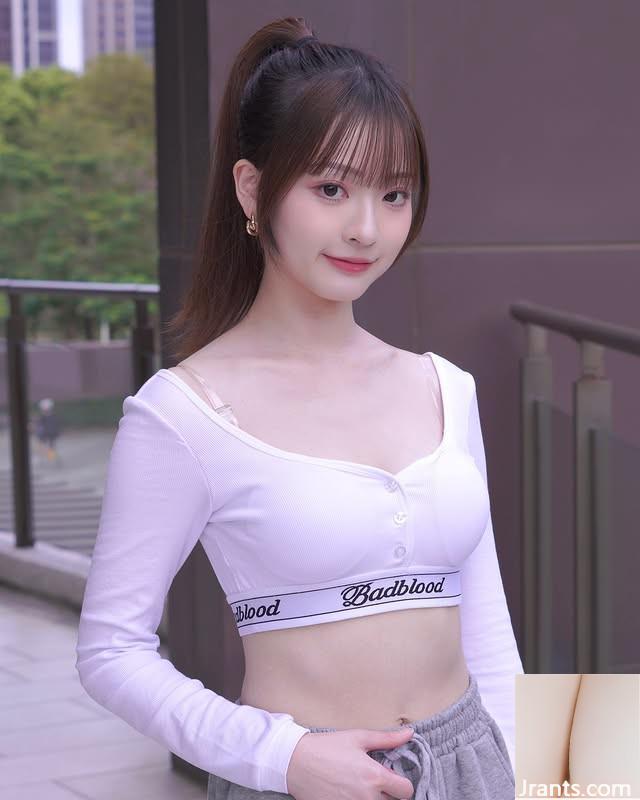 Một khuôn mặt xinh đẹp và dễ thương với một người da trắng và dịu dàng “Xuanxuan” (10p) - Ảnh 2