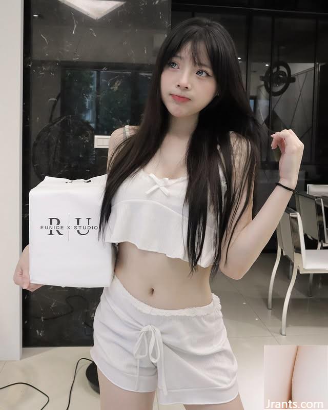 Cô gái ngọt ngào với tính khí “Su Mei” có một vóc dáng tuyệt vời và một bức tranh rất quyến rũ (11p) - Ảnh 8