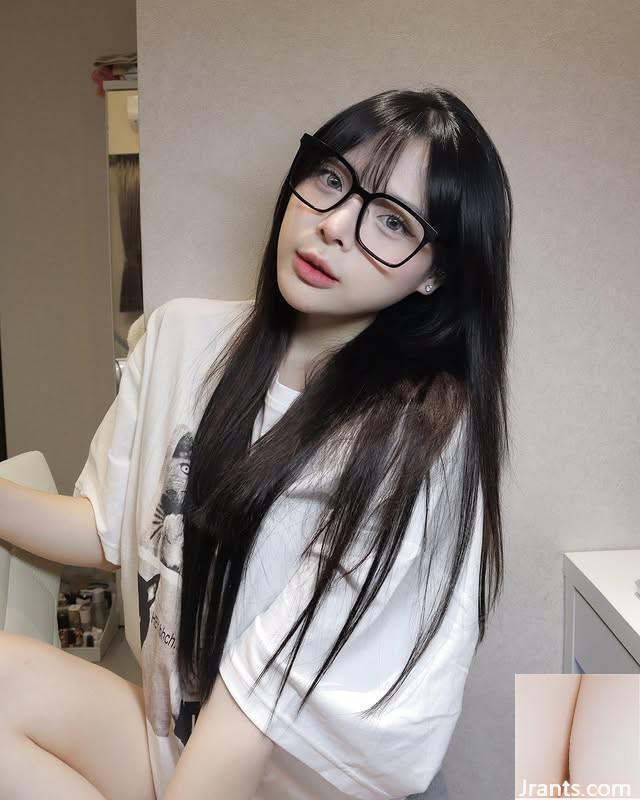 Cô gái ngọt ngào với tính khí “Su Mei” có một vóc dáng tuyệt vời và một bức tranh rất quyến rũ (11p) - Ảnh 9