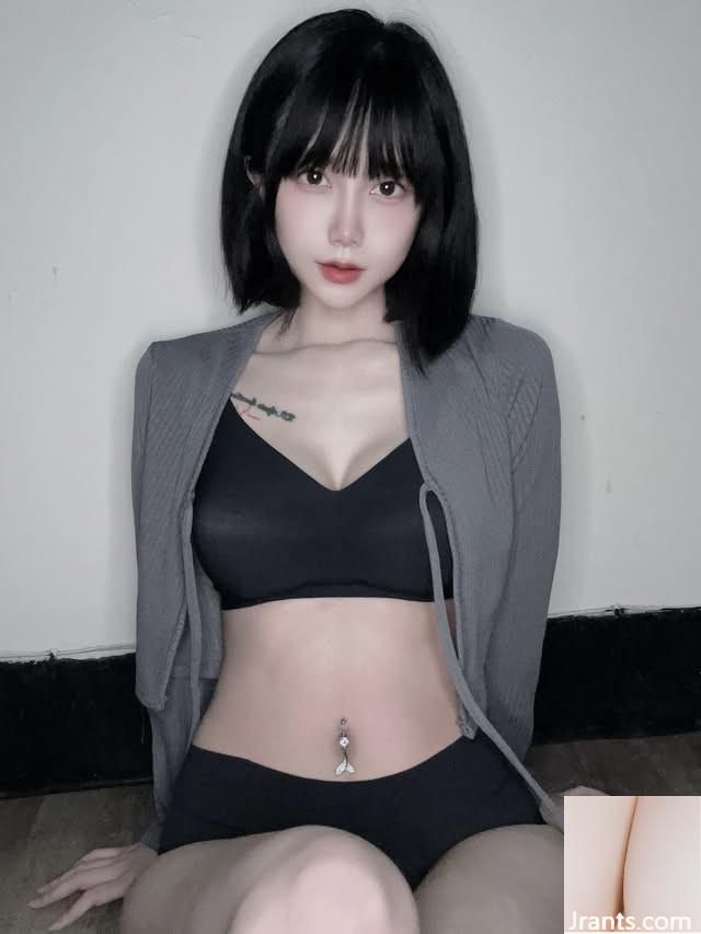 Sexy và sexy “chủ nhà chủ nhà Miku” những đường cong hoàn hảo và bộ ngực đẹp đẽ - Ảnh 2