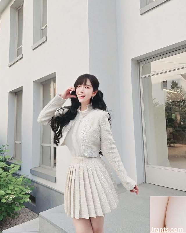 Cô gái gợi cảm và xinh đẹp “Salin” khiến mọi người cảm thấy ham muốn … (10p) - Ảnh 2