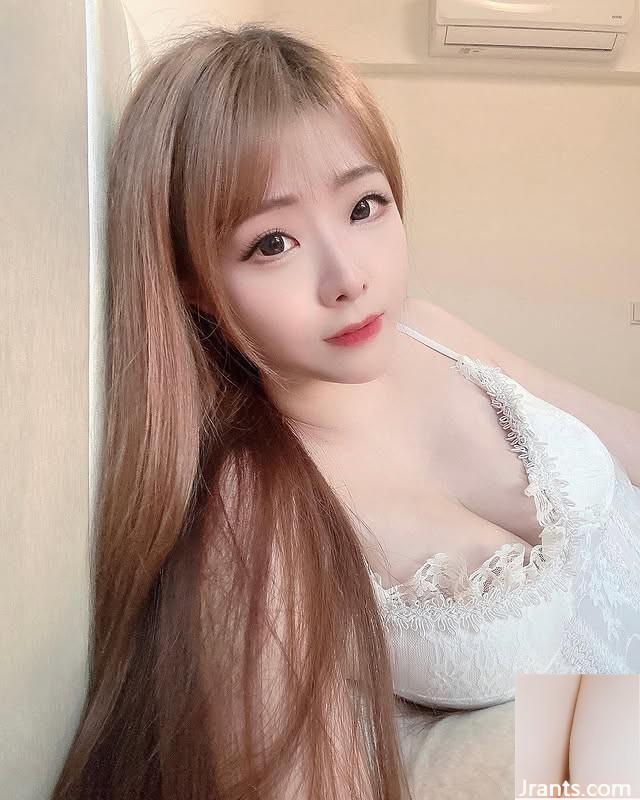 “Zhang Xiaorou” Đẹp ngoài thực tế (10p)