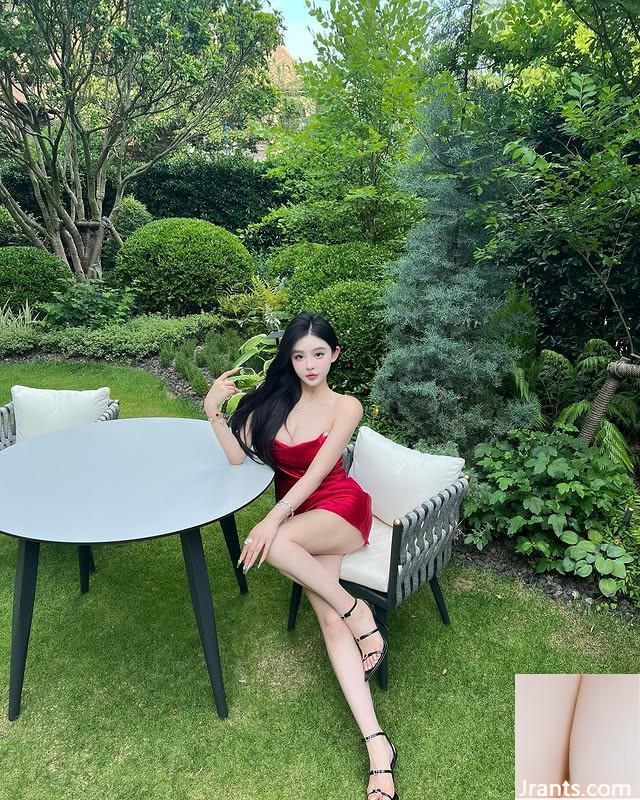 Sexy Network Beauty “Qian Hui” không thể che giấu sự phấn khích của cô ấy chỉ bằng cách xem nó (10p) - Ảnh 4