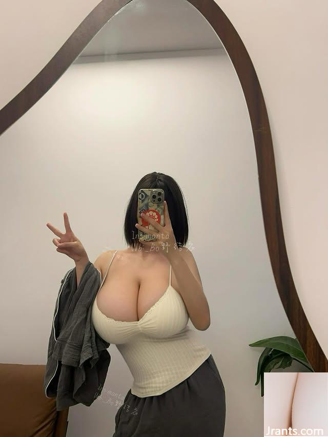 “Manta” bộ ngực công bằng và đẹp đến nỗi chúng sắp tràn (10p) - Ảnh 5