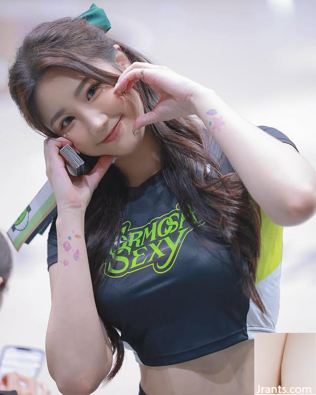 Ai có thể giữ được vẻ đẹp của người đẹp trực tuyến gợi cảm “Ariel C” (10p) - Ảnh 6